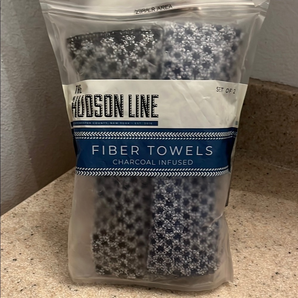 Black and Gray Grooming Tools for Precision and Style